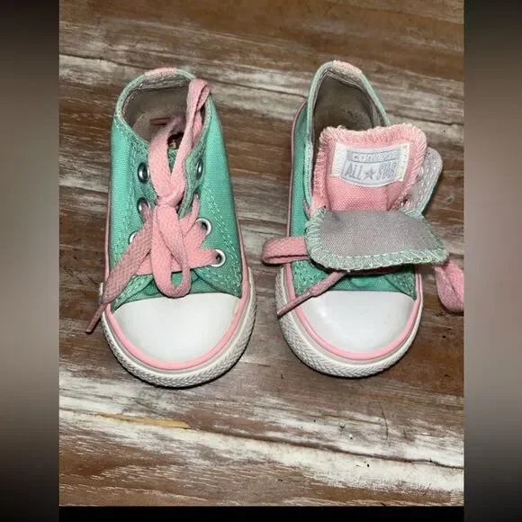 VGUC Converse All Stars Toddlers Size 4 mint/pink - Picture 7 of 9